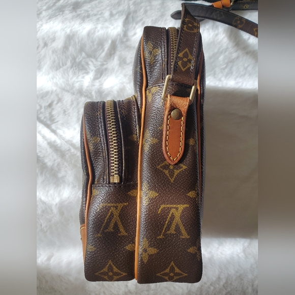 Louis Vuitton Monogram Amazon Crossbody bag - Picture 5 of 16